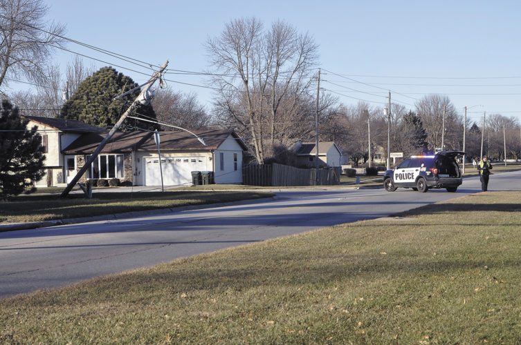 Truck hits power pole, knocks out power to thousands in FD | News ...